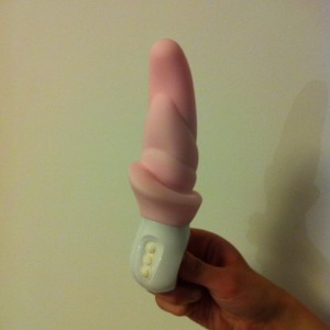 Prueba del juguete sexual Calla de Fun Factory, un vibrador de conejo